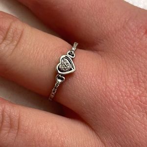 White gold diamond ring